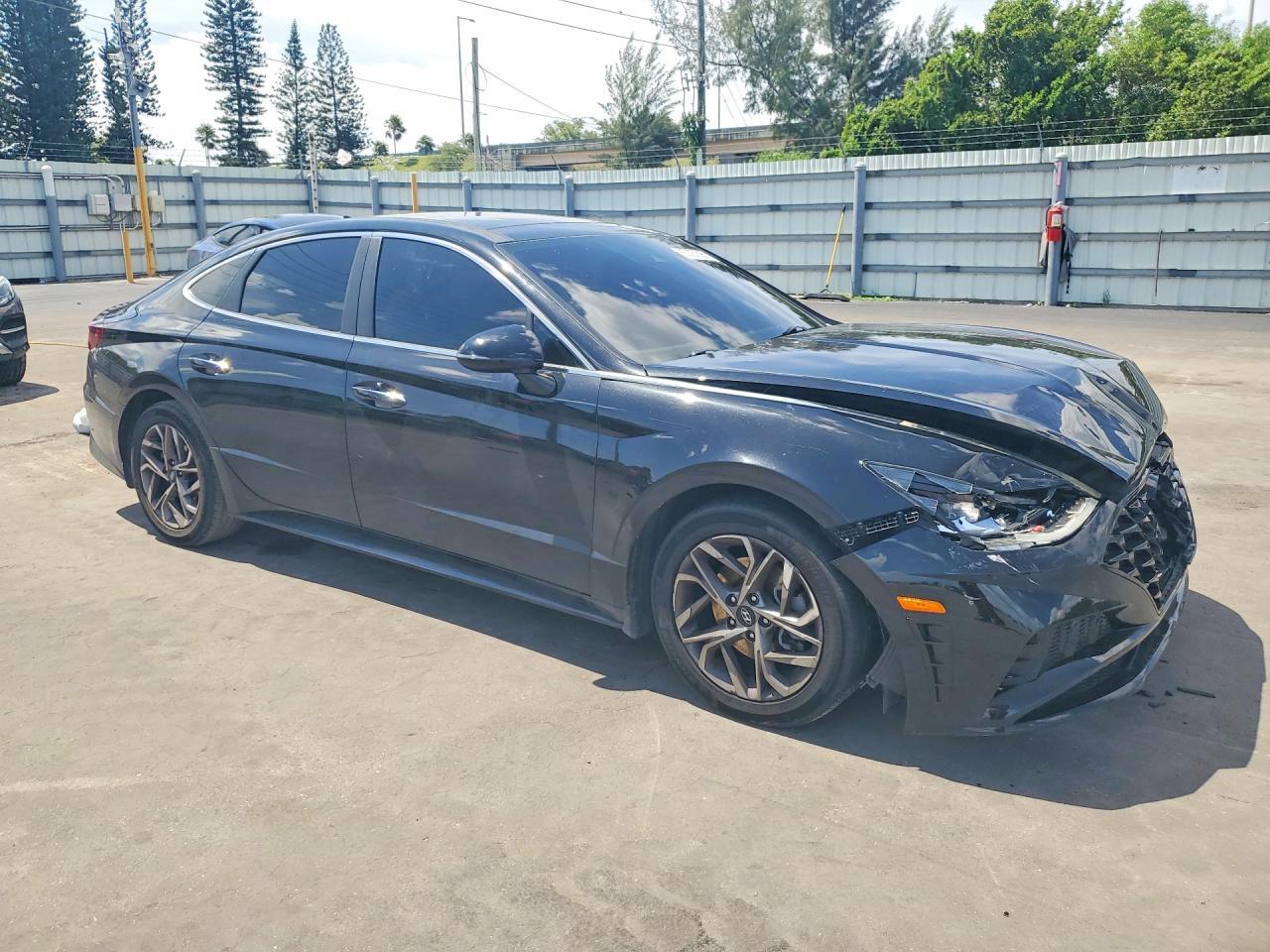 2021 Hyundai Sonata Sel - Фото 4