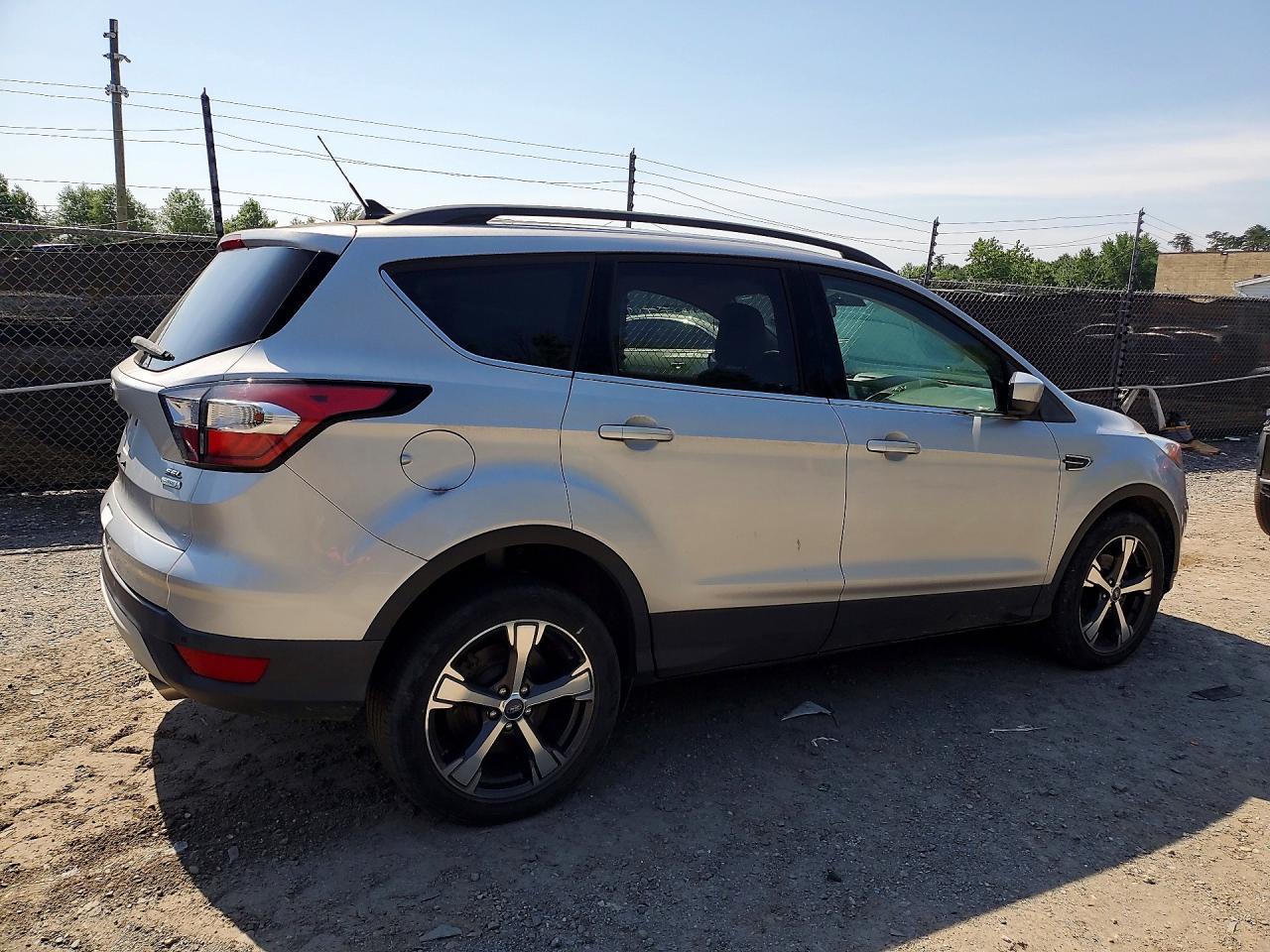 2018 Ford Escape Sel - Image 3