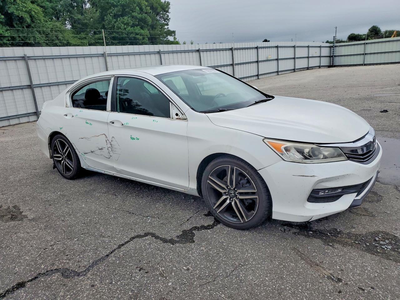 2017 Honda Accord Sport - Фото 4