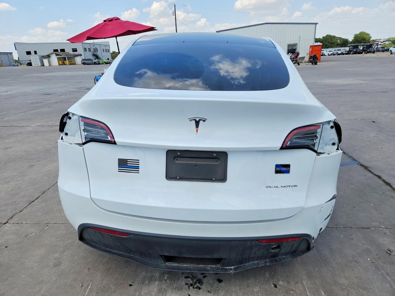 2023 Tesla Model Y - Фото 6