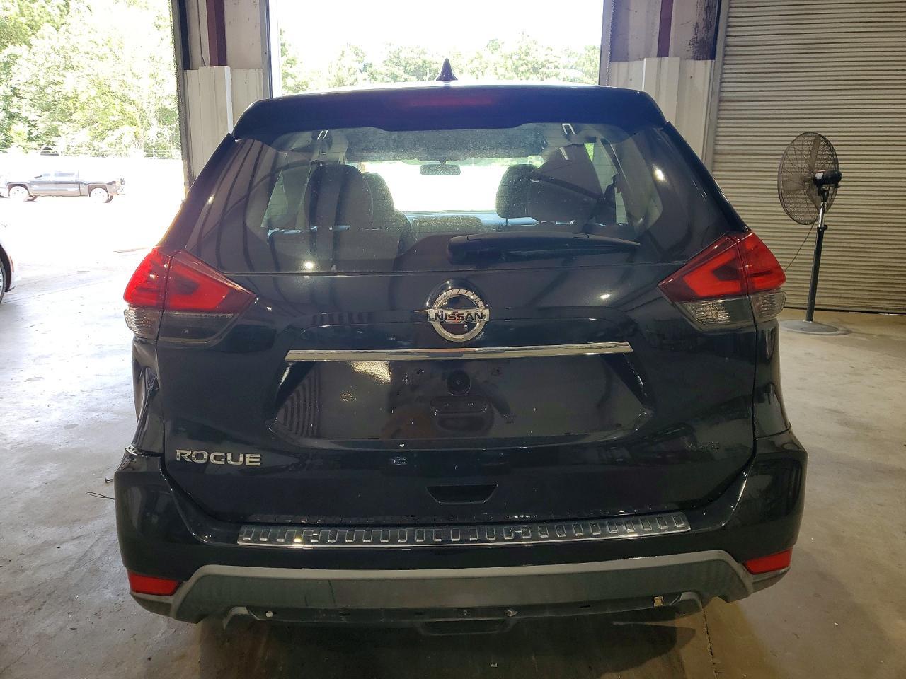 2017 Nissan Rogue S - Фото 6