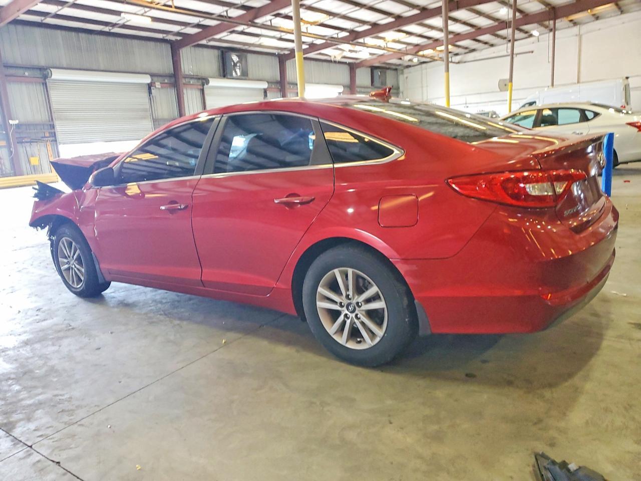 2015 Hyundai Sonata Se - Image 2