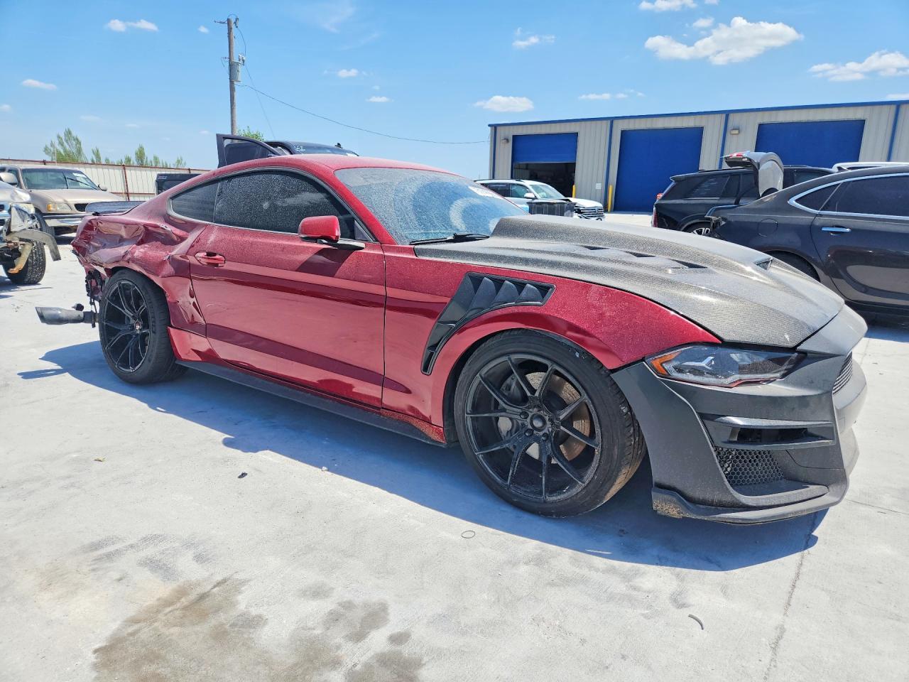 2020 Ford Mustang Gt - Фото 4