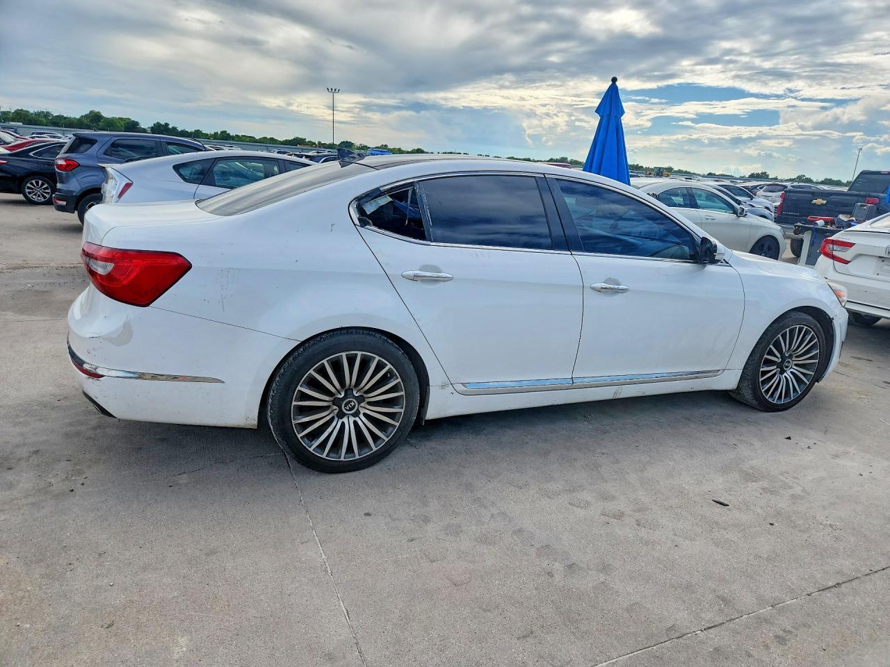 2015 Kia Cadenza Premium - Фото 3