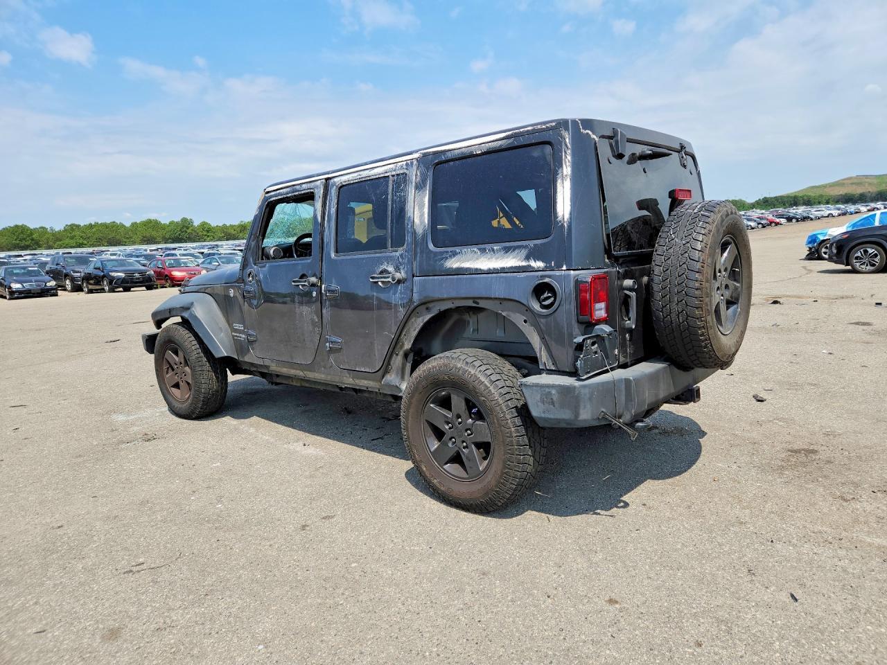 2018 Jeep Wrangler Unlimited Sport - Фото 2
