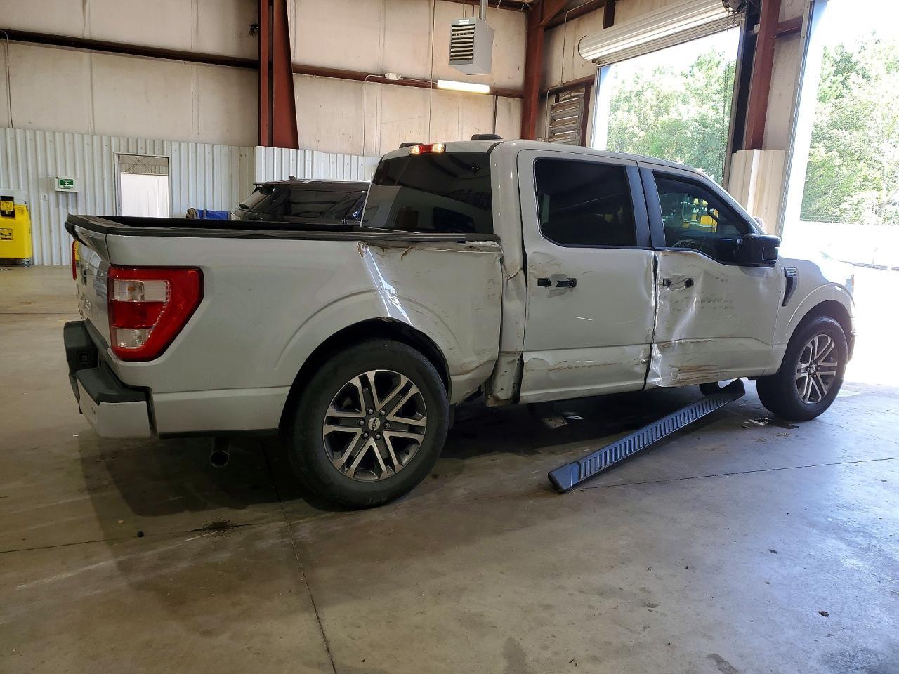 2022 Ford F150 Supercrew - Image 3