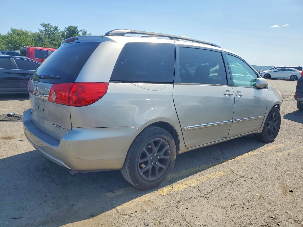 2006 Toyota Sienna Xle Limited 7 Passenger - Фото 3