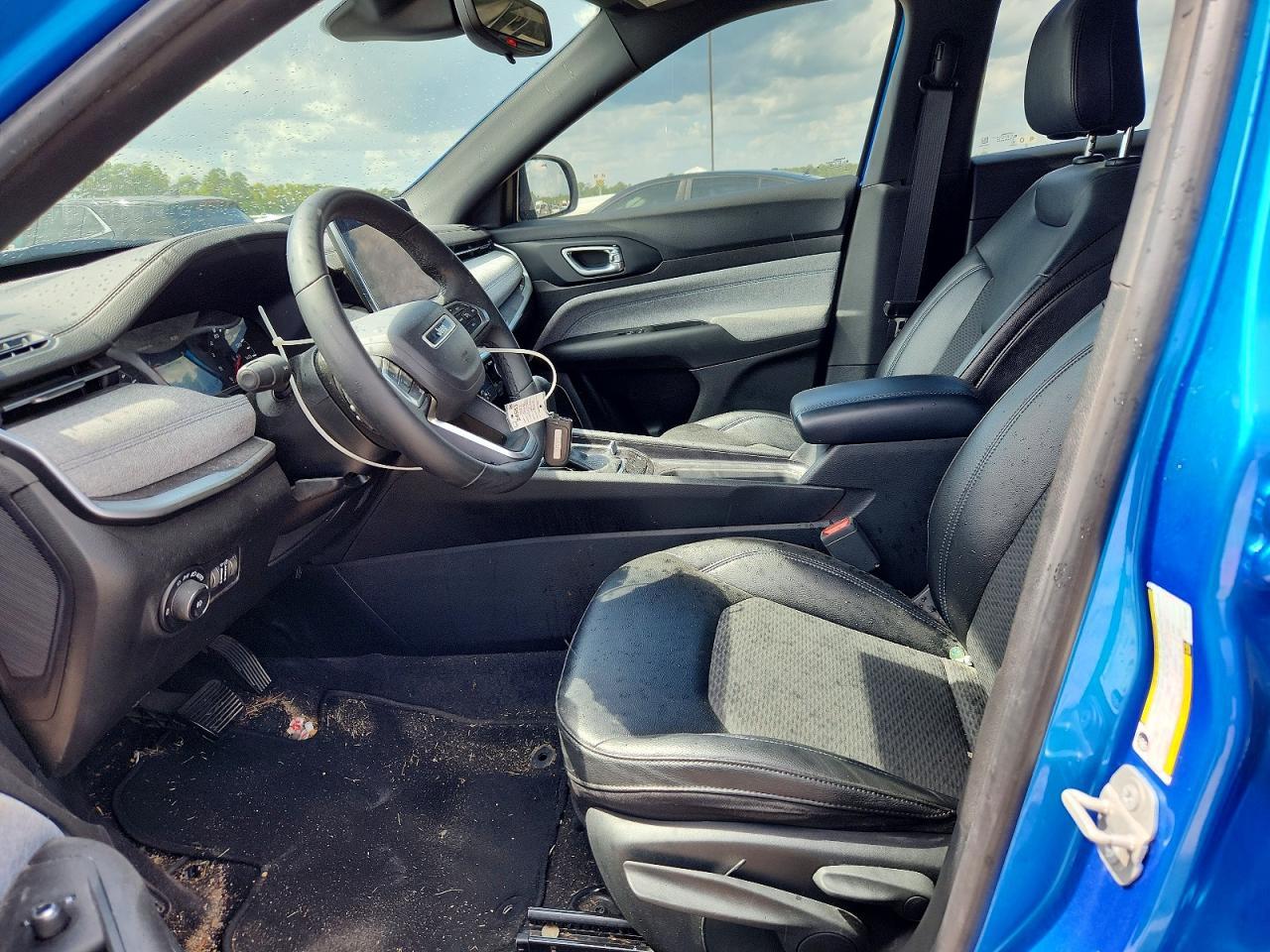 2024 Jeep Compass Latitude - Фото 7
