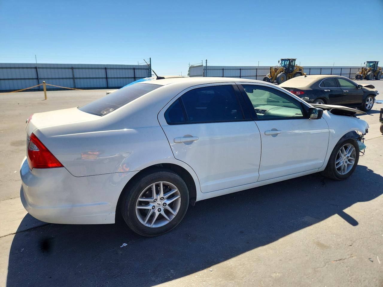 2010 Ford Fusion S - Image 3