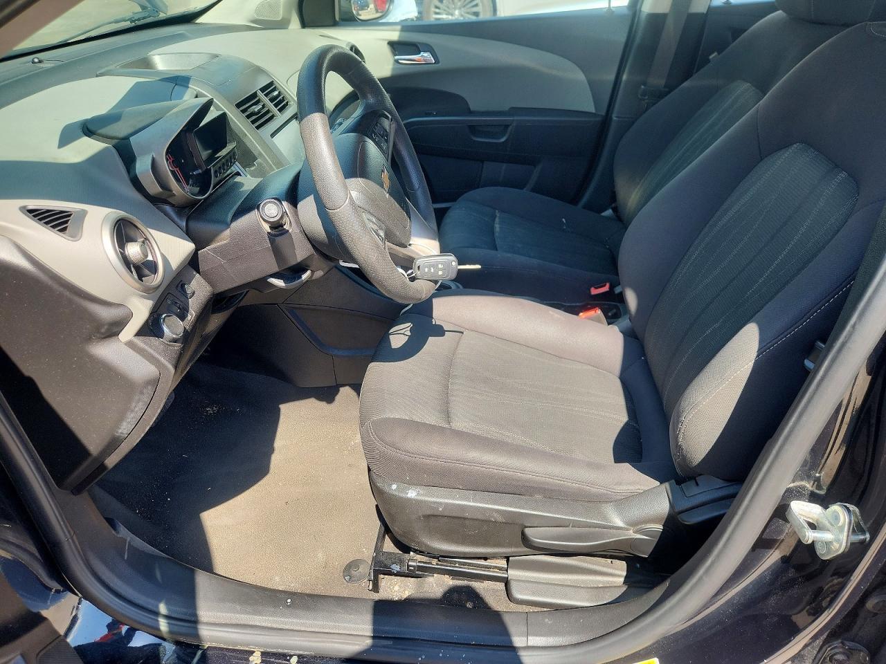 2015 Chevrolet Sonic Lt - Фото 7