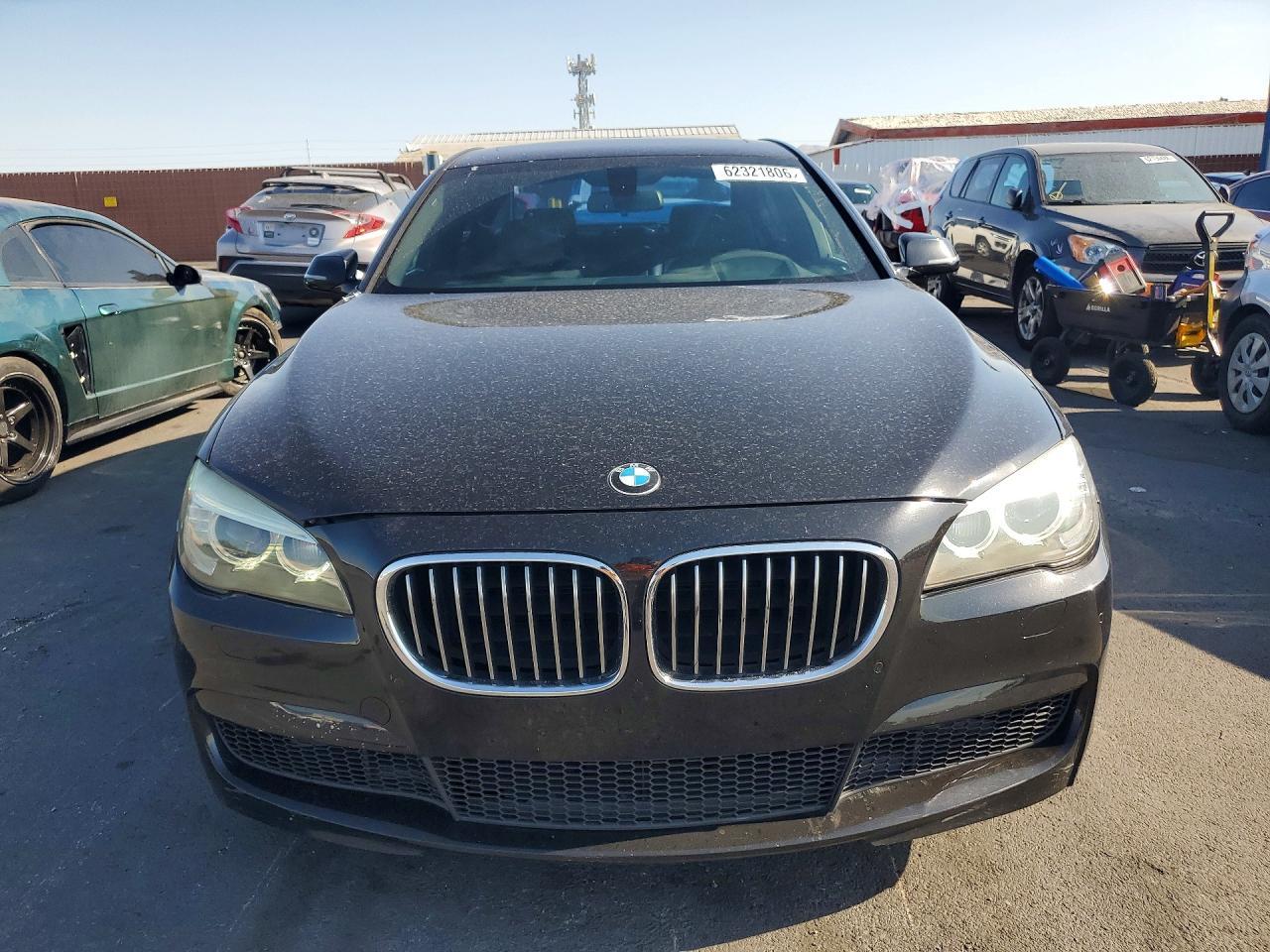 2015 BMW 740 I - Фото 5