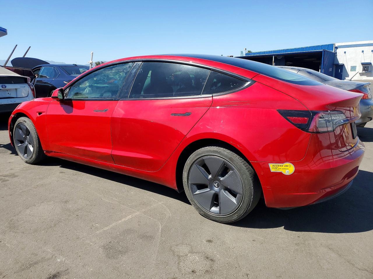 2022 Tesla Model 3 - Image 2