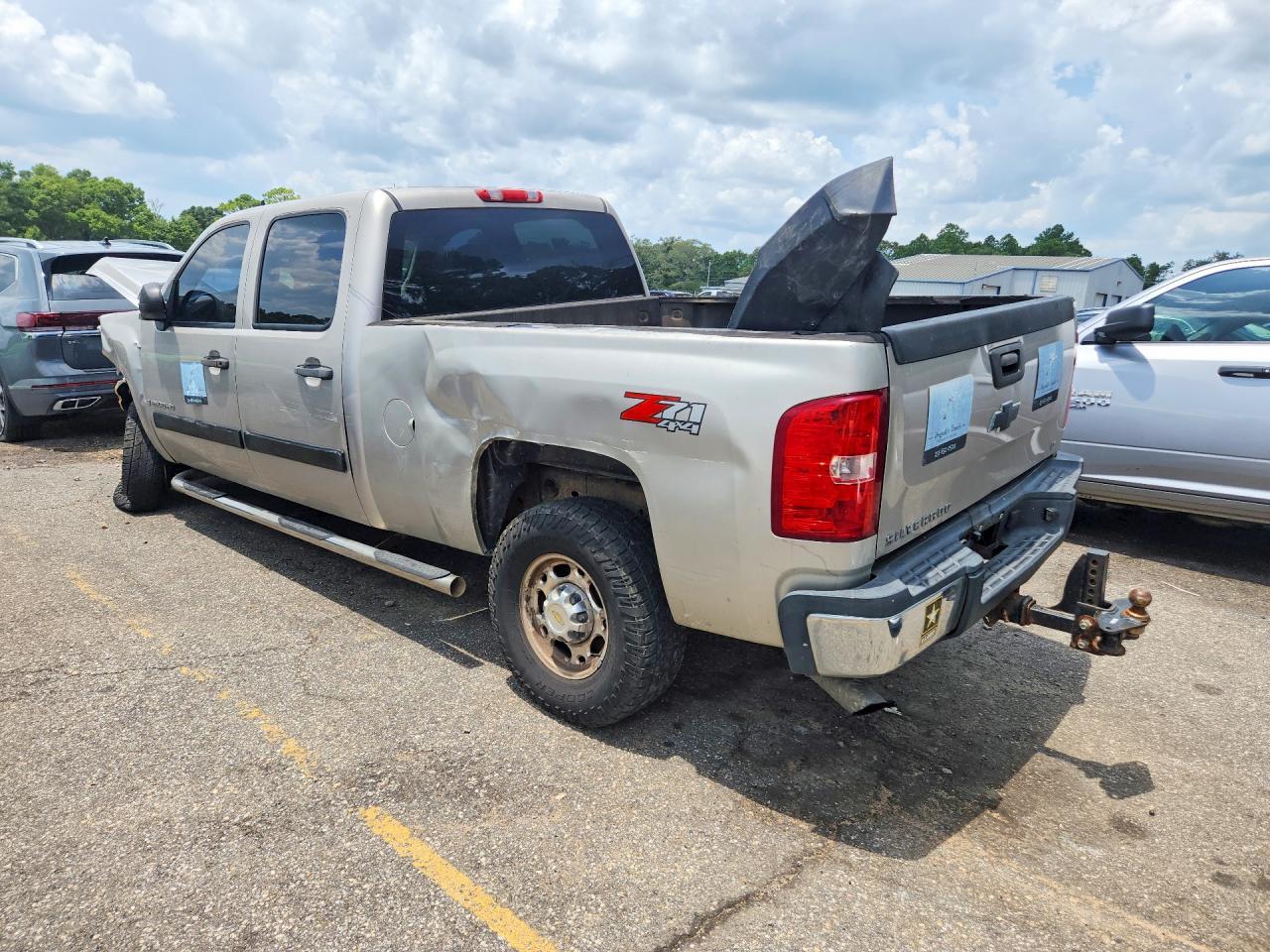 2007 Chevrolet Silverado K2500 Heavy Duty - Фото 2