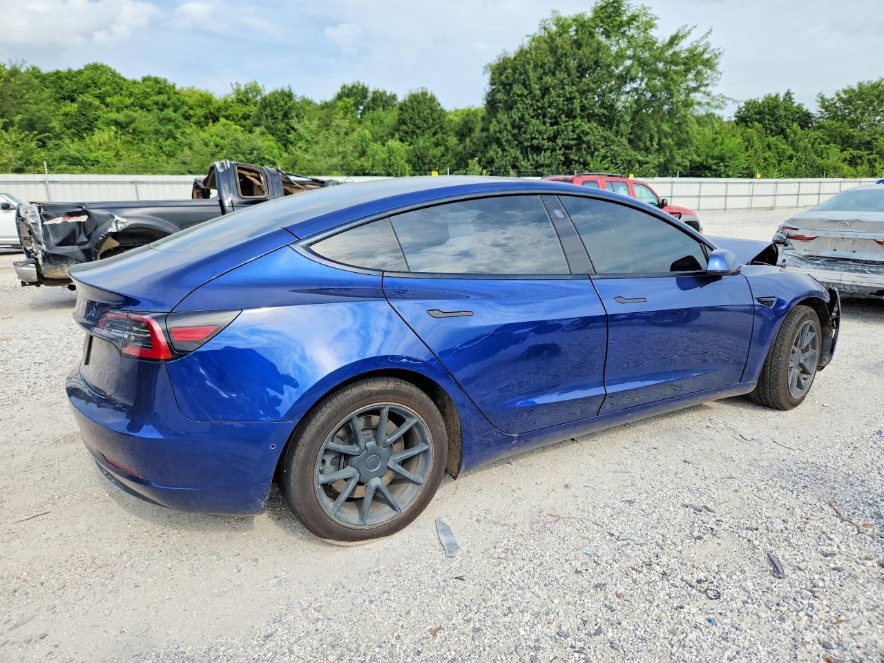 2021 Tesla Model 3 - Image 3