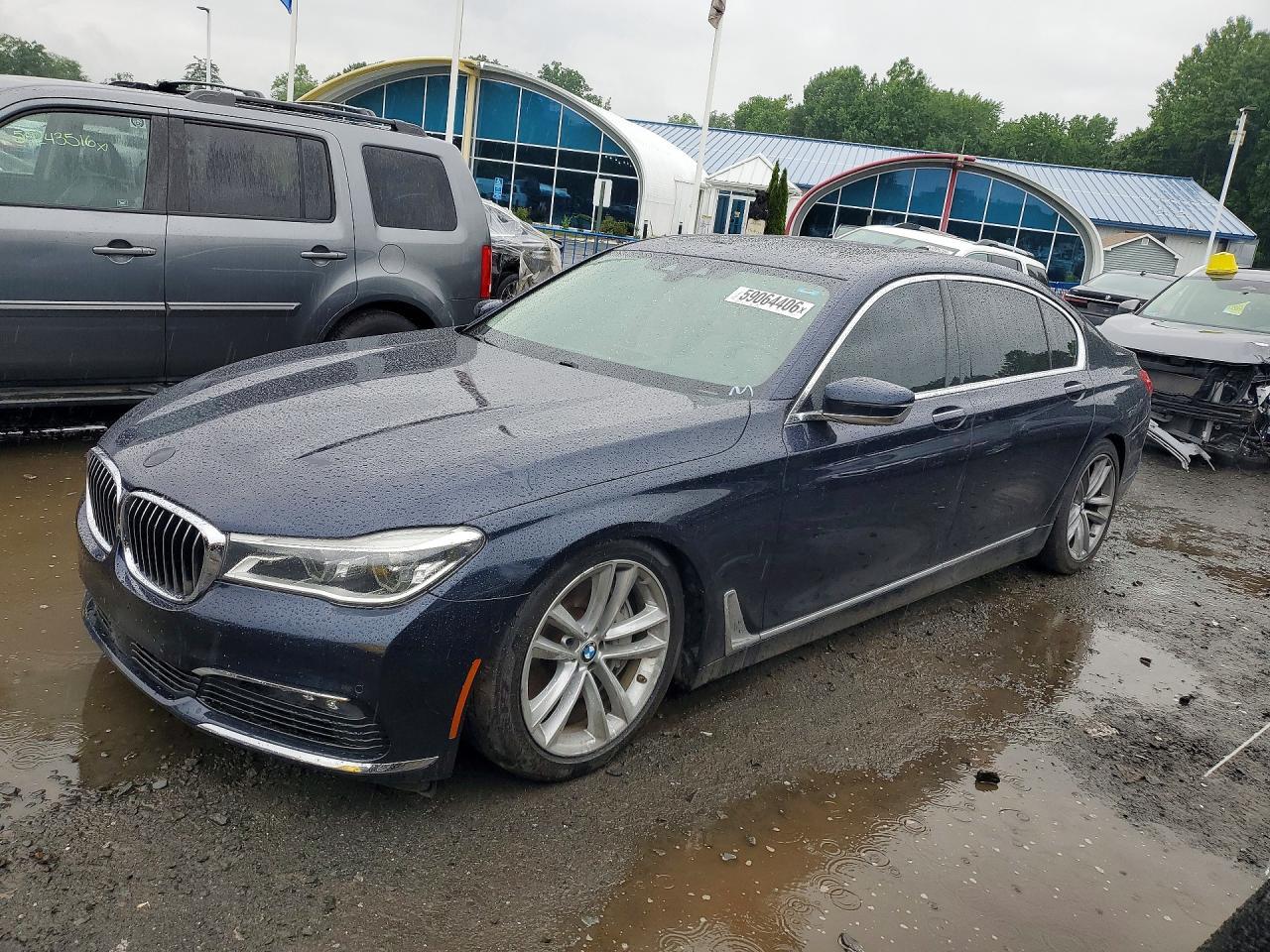 2018 BMW 750 Xi