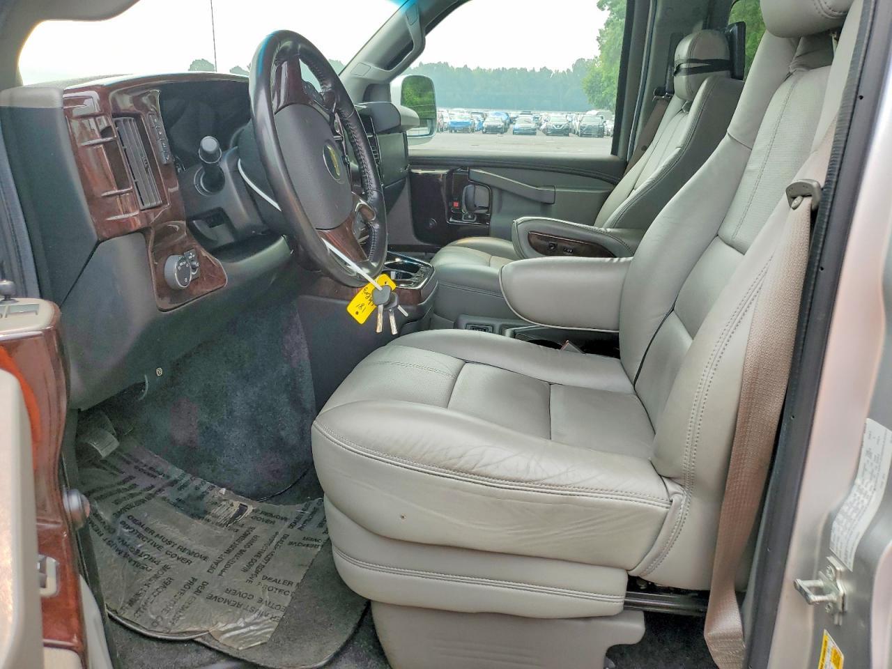 2018 Chevrolet Express G2 - Фото 7