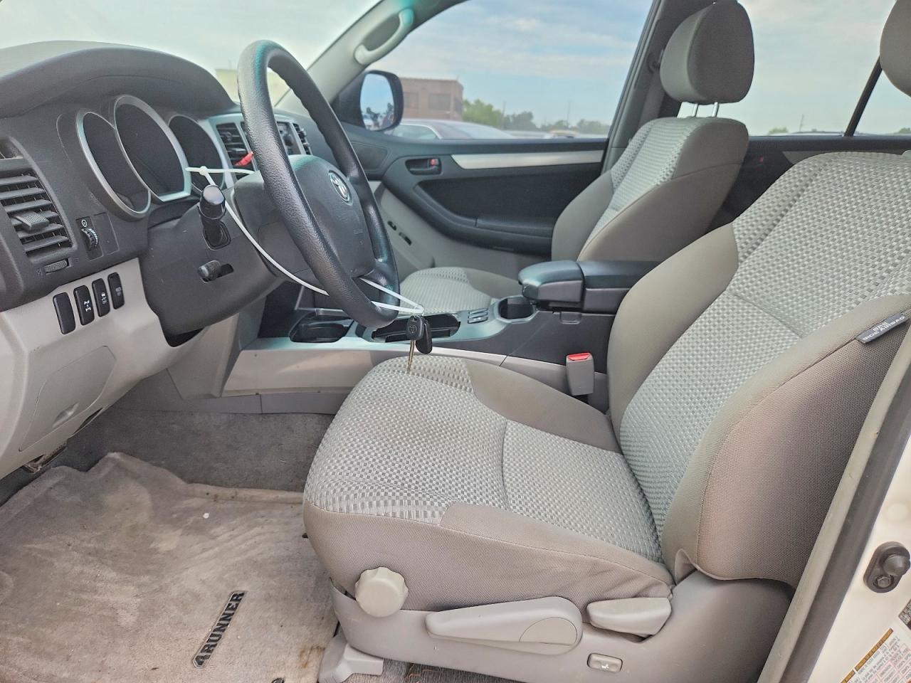 2008 Toyota 4Runner Sr5 - Image 7