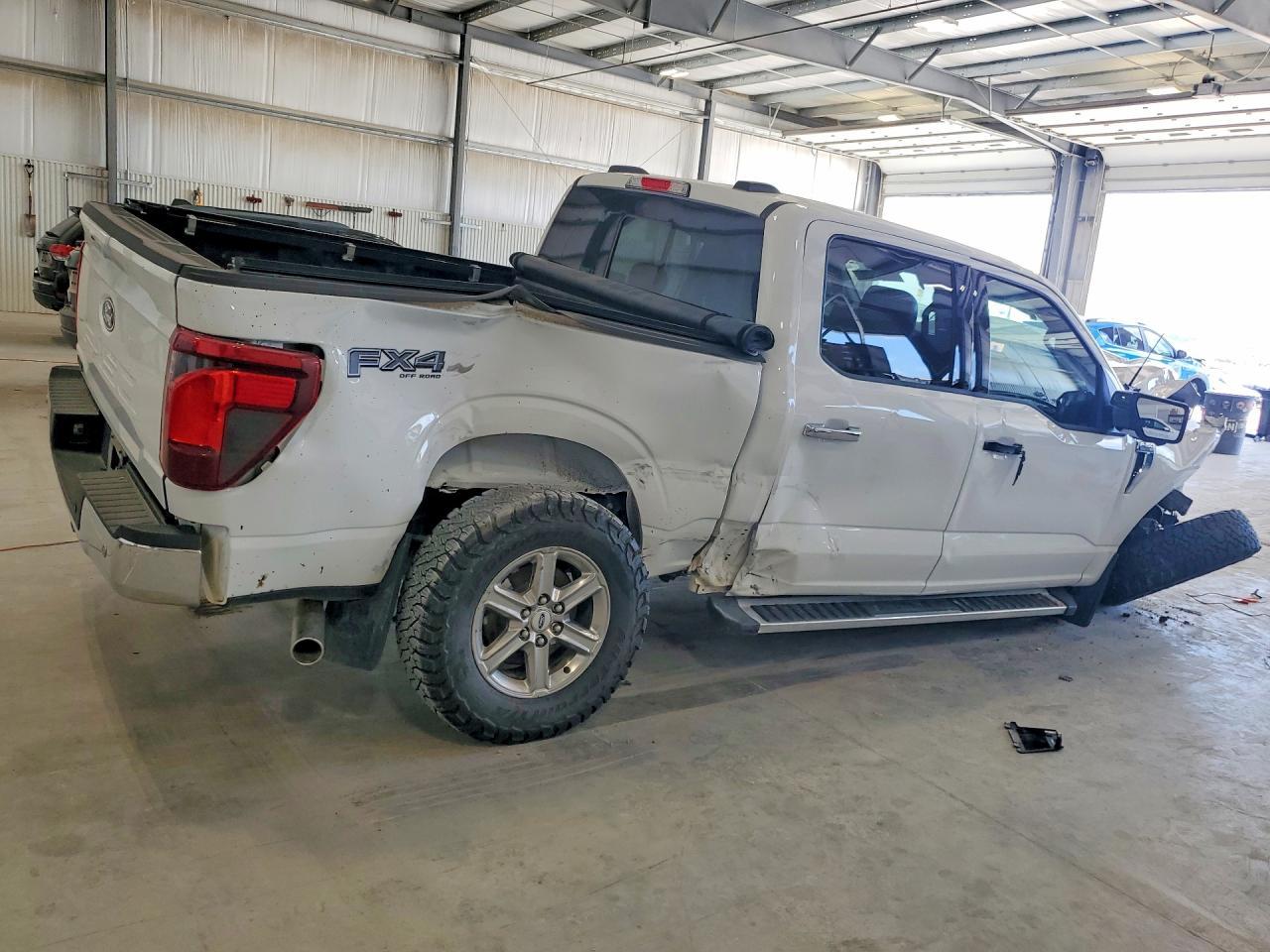 2024 Ford F-150 Xlt - Фото 3