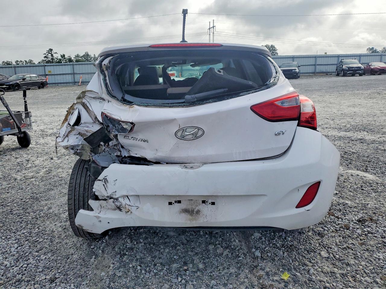 2015 Hyundai Elantra Gt Base - Фото 6