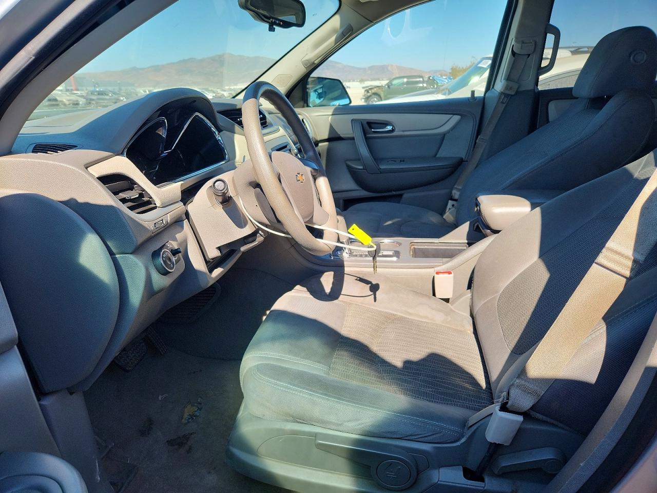 2015 Chevrolet Traverse Ls - Image 7