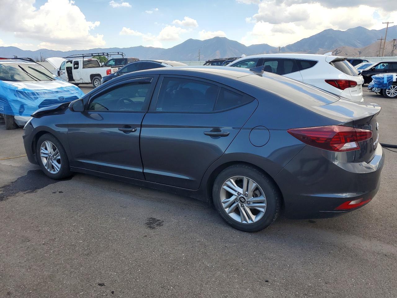 2020 Hyundai Elantra Sel - Image 2