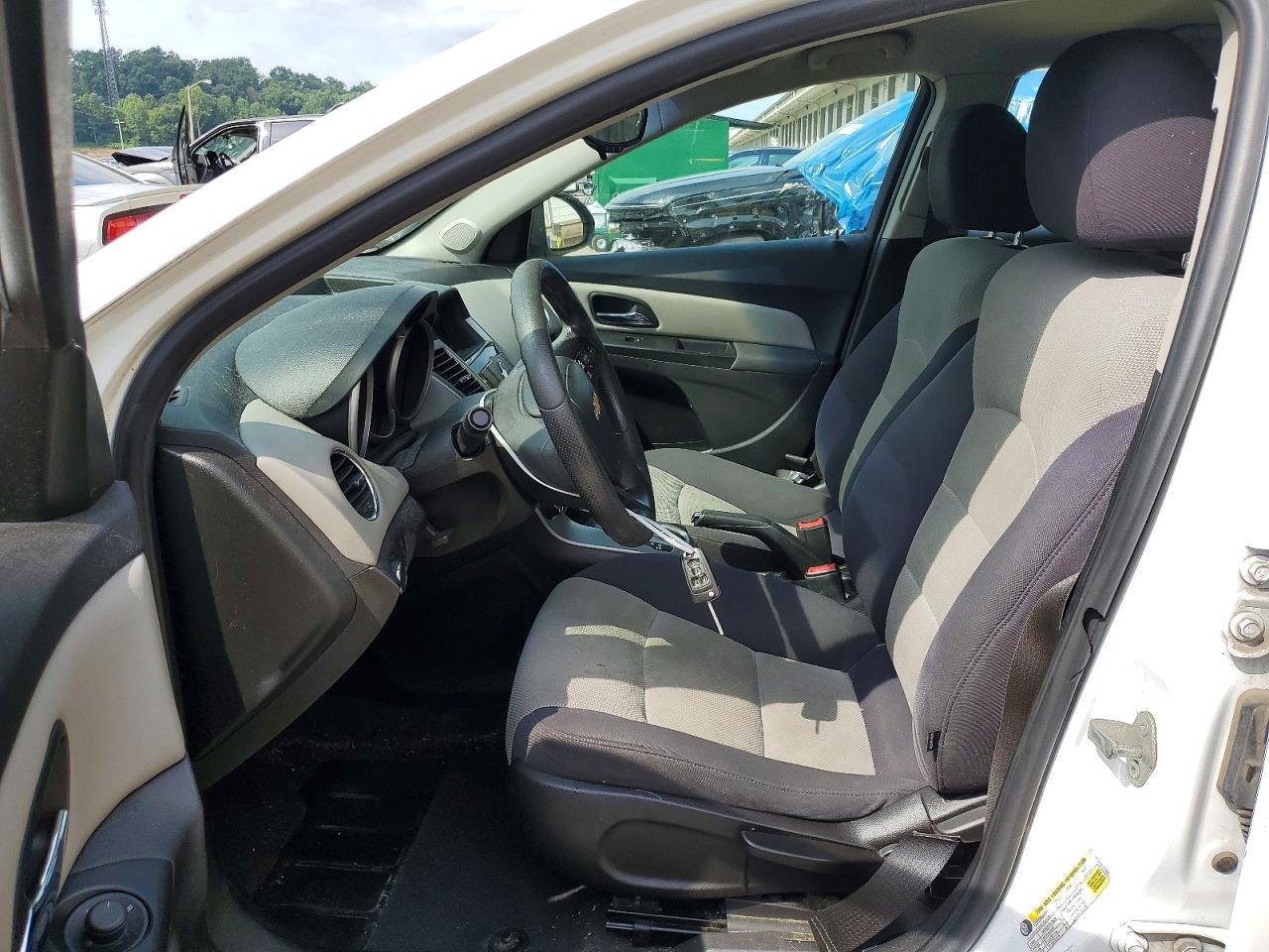 2014 Chevrolet Cruze Ls - Фото 7