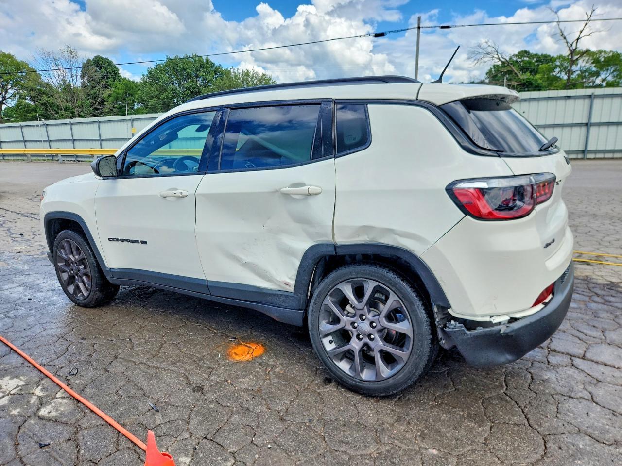 2021 Jeep Compass 80Th Edition - Image 2