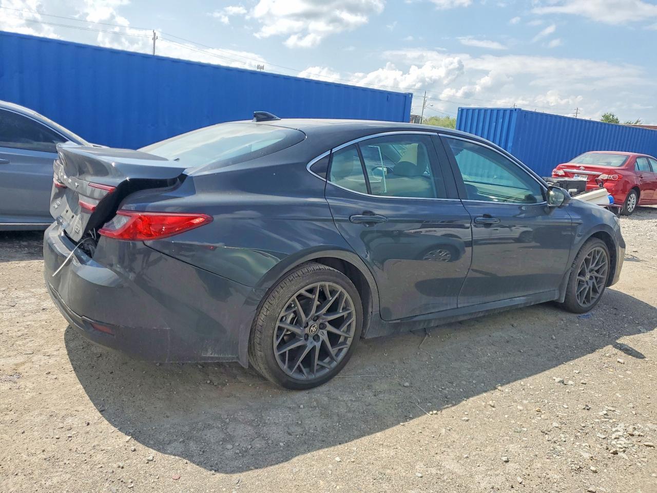 2026 Toyota Camry Xle - Image 3
