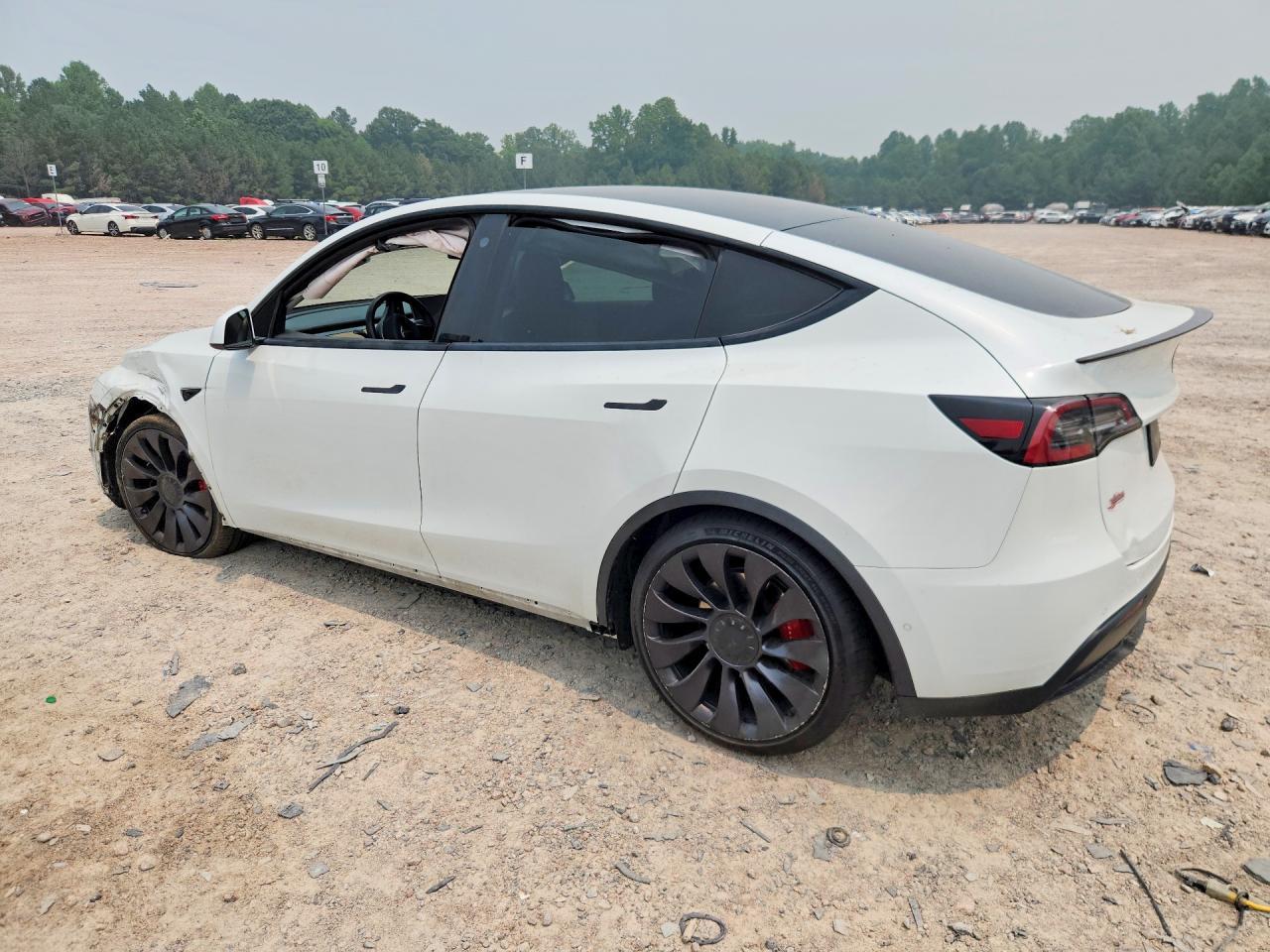 2021 Tesla Model Y - Фото 2