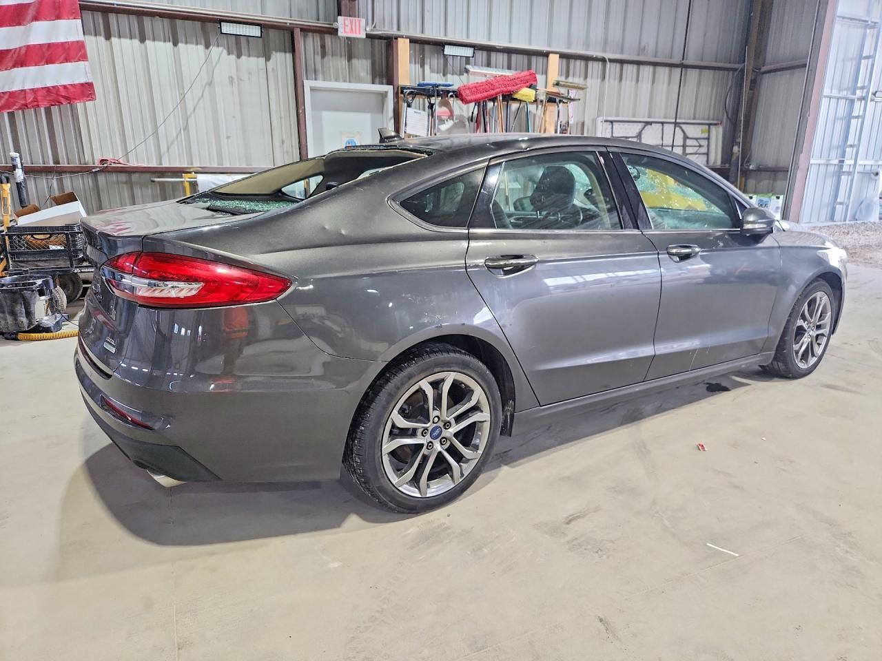 2020 Ford Fusion Sel - Фото 3