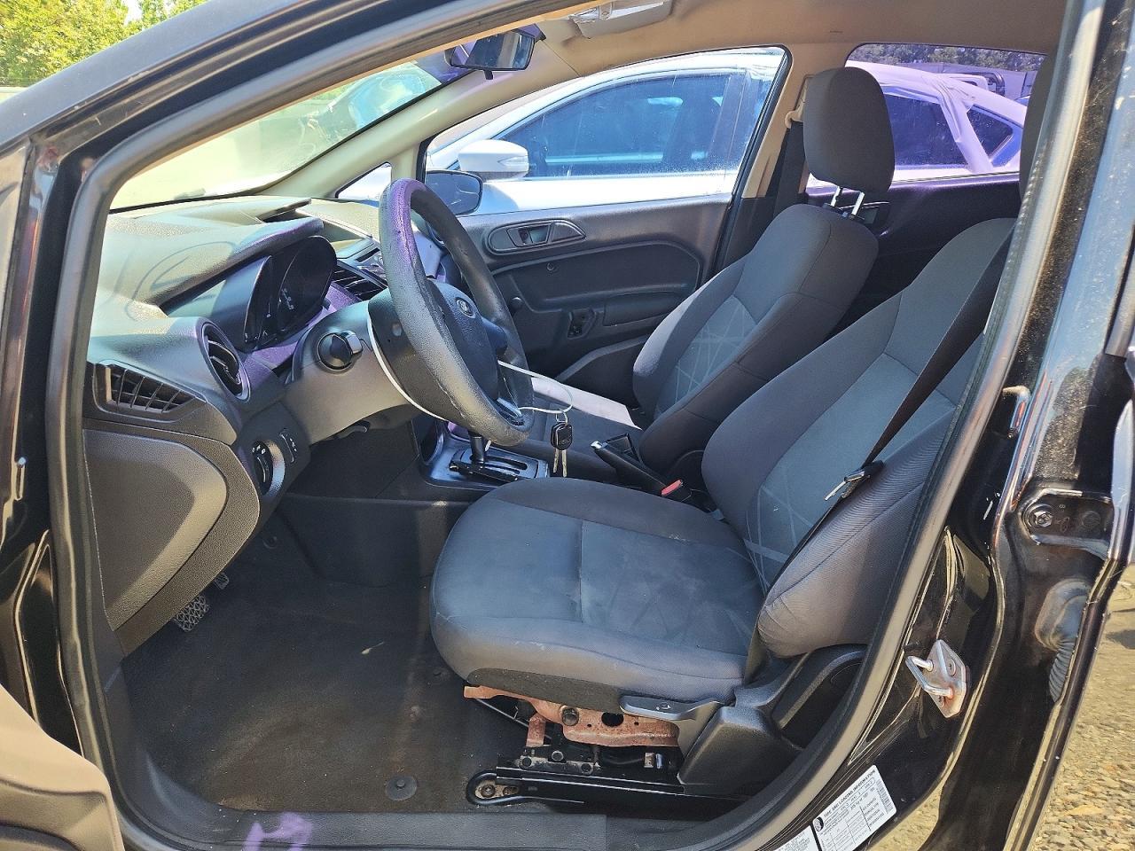 2015 Ford Fiesta S - Фото 7