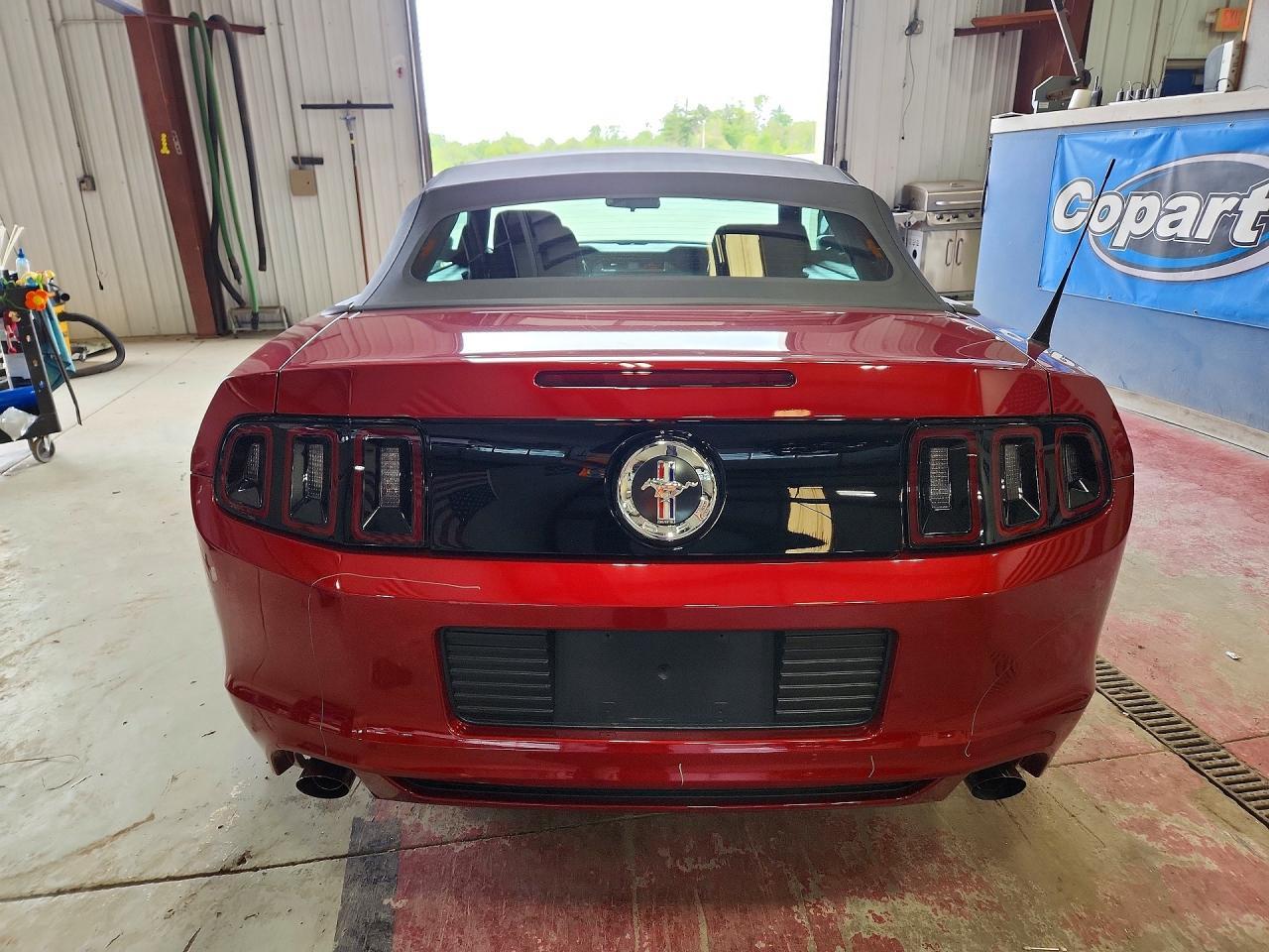 2014 Ford Mustang - Фото 6