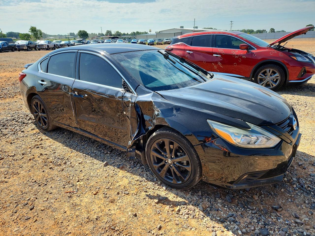 2018 Nissan Altima 2.5 Sr - Image 4