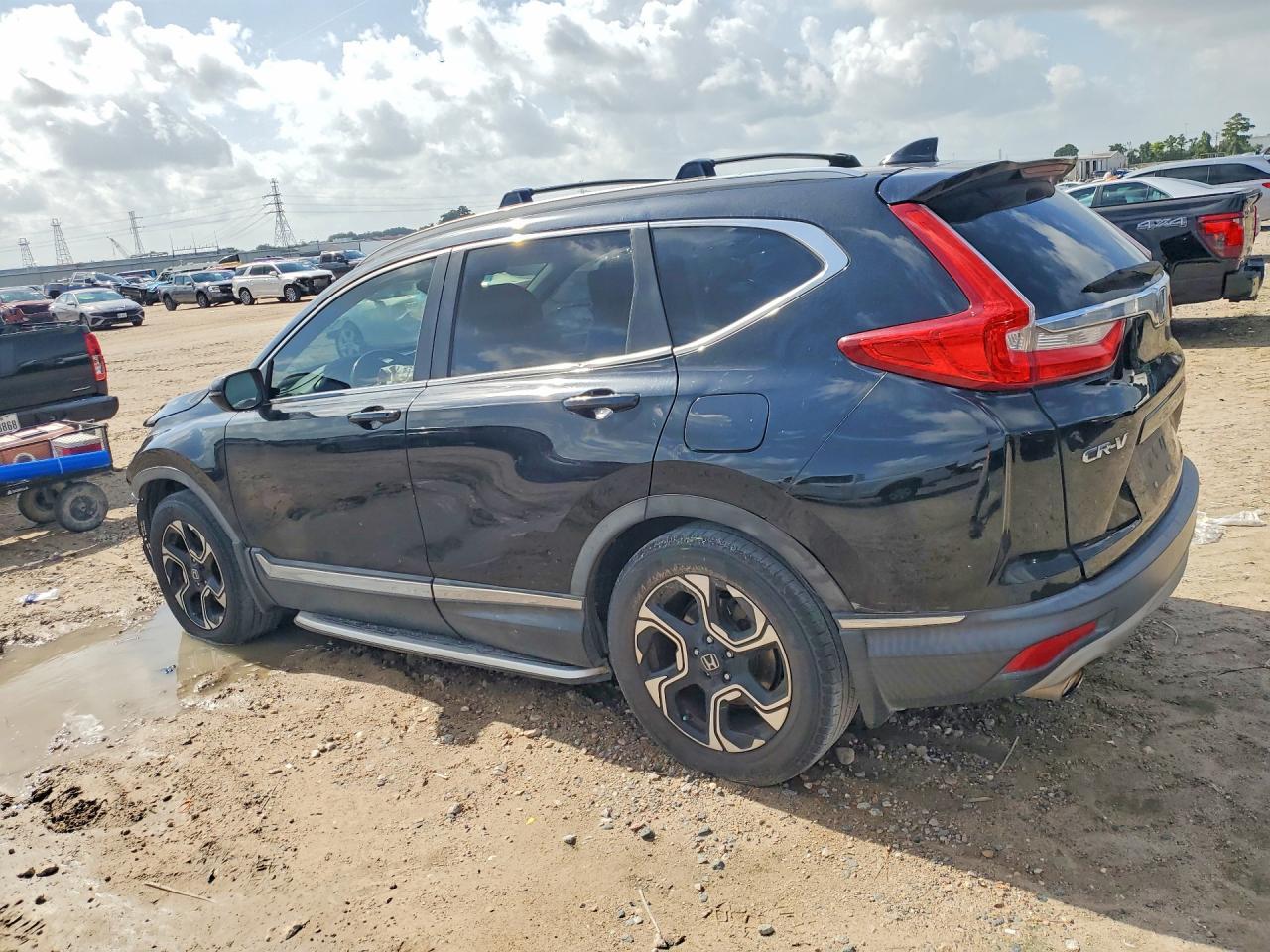 2017 Honda Cr-V Touring - Фото 2