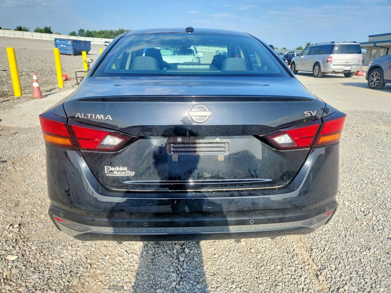 2024 Nissan Altima Sv - Image 6