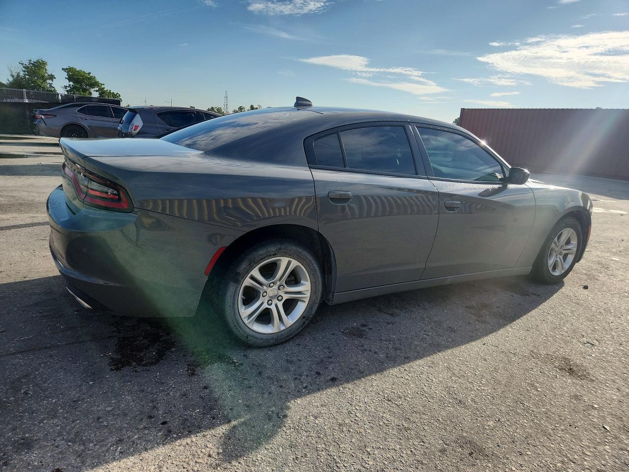 2023 Dodge Charger Sxt - Image 3