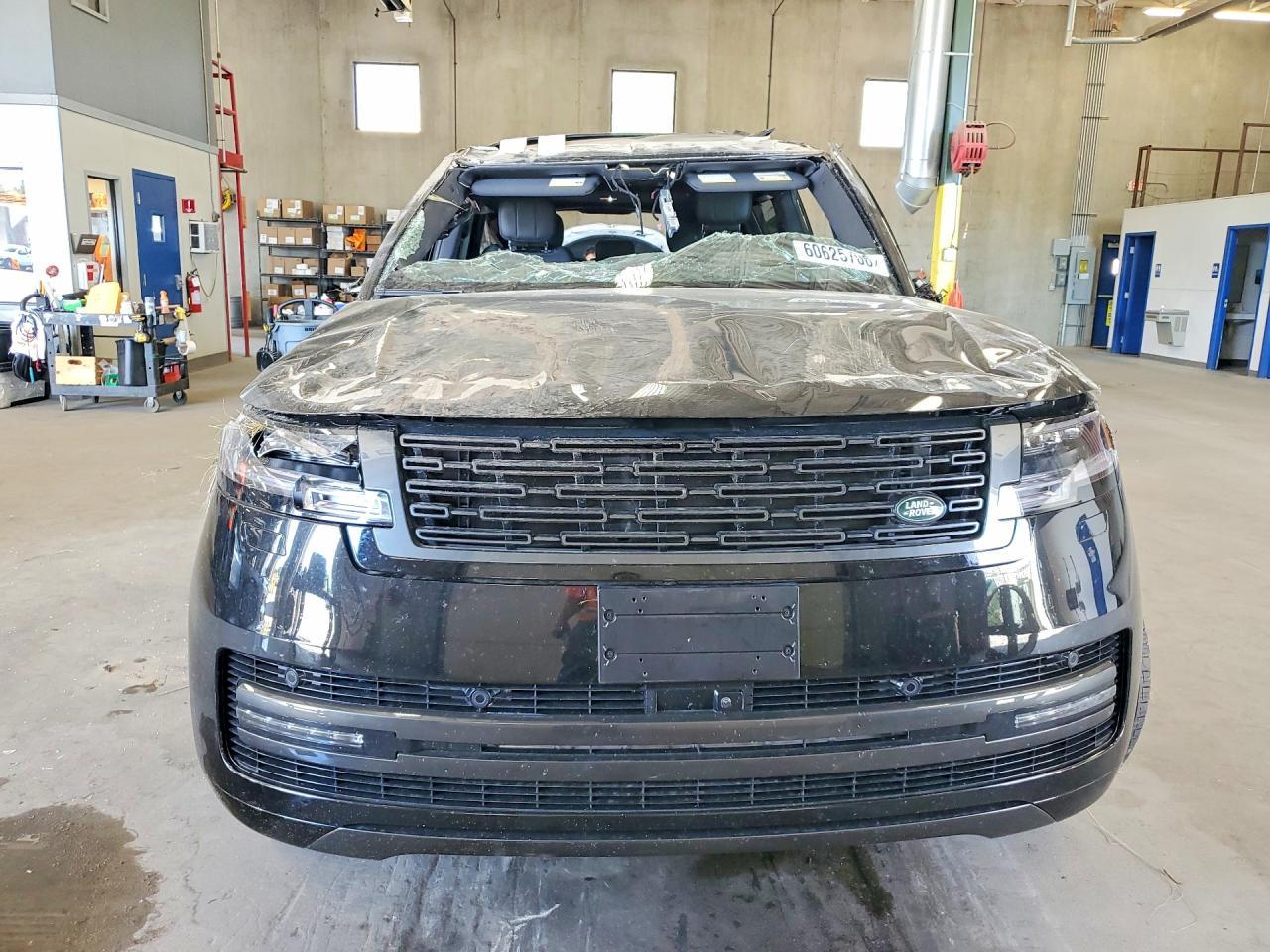 2026 Land Rover Range Rover Se - Image 5