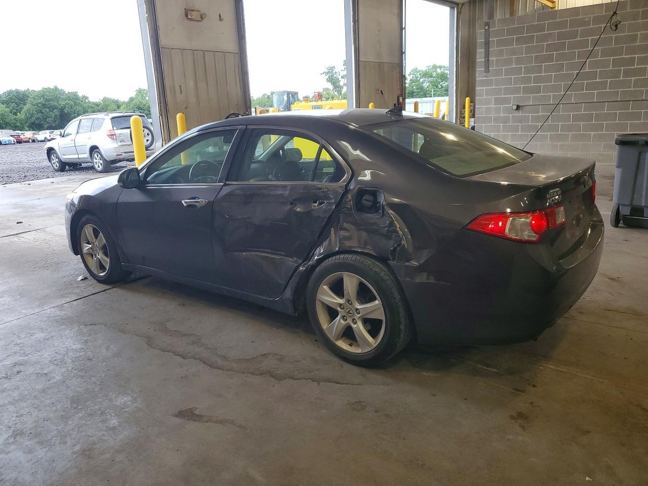 2009 Acura Tsx - Image 2