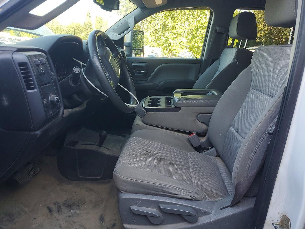 2017 GMC Sierra K2500 Heavy Duty - Image 7
