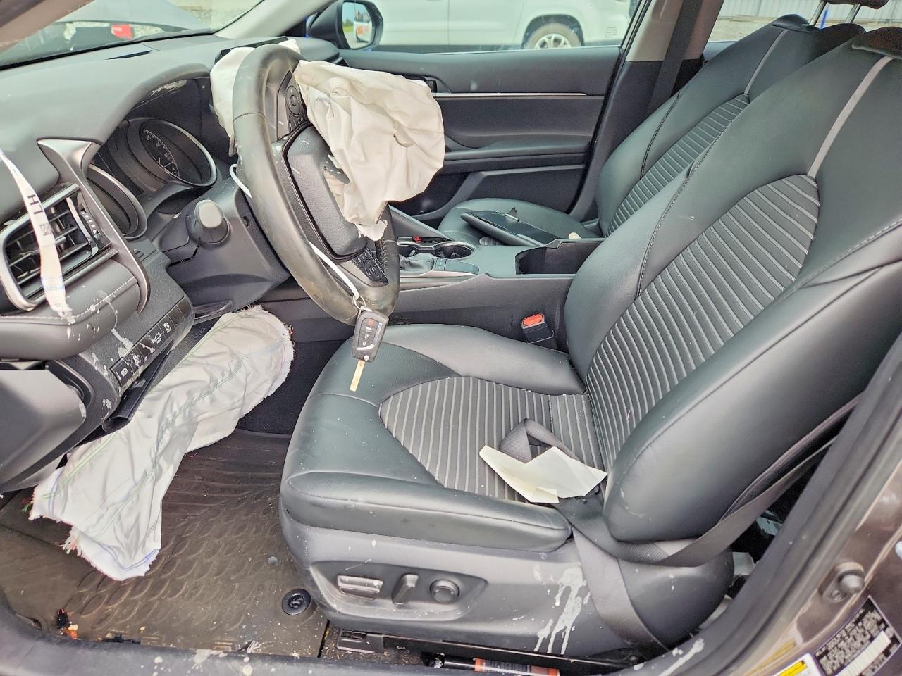 2024 Toyota Camry Se - Image 7