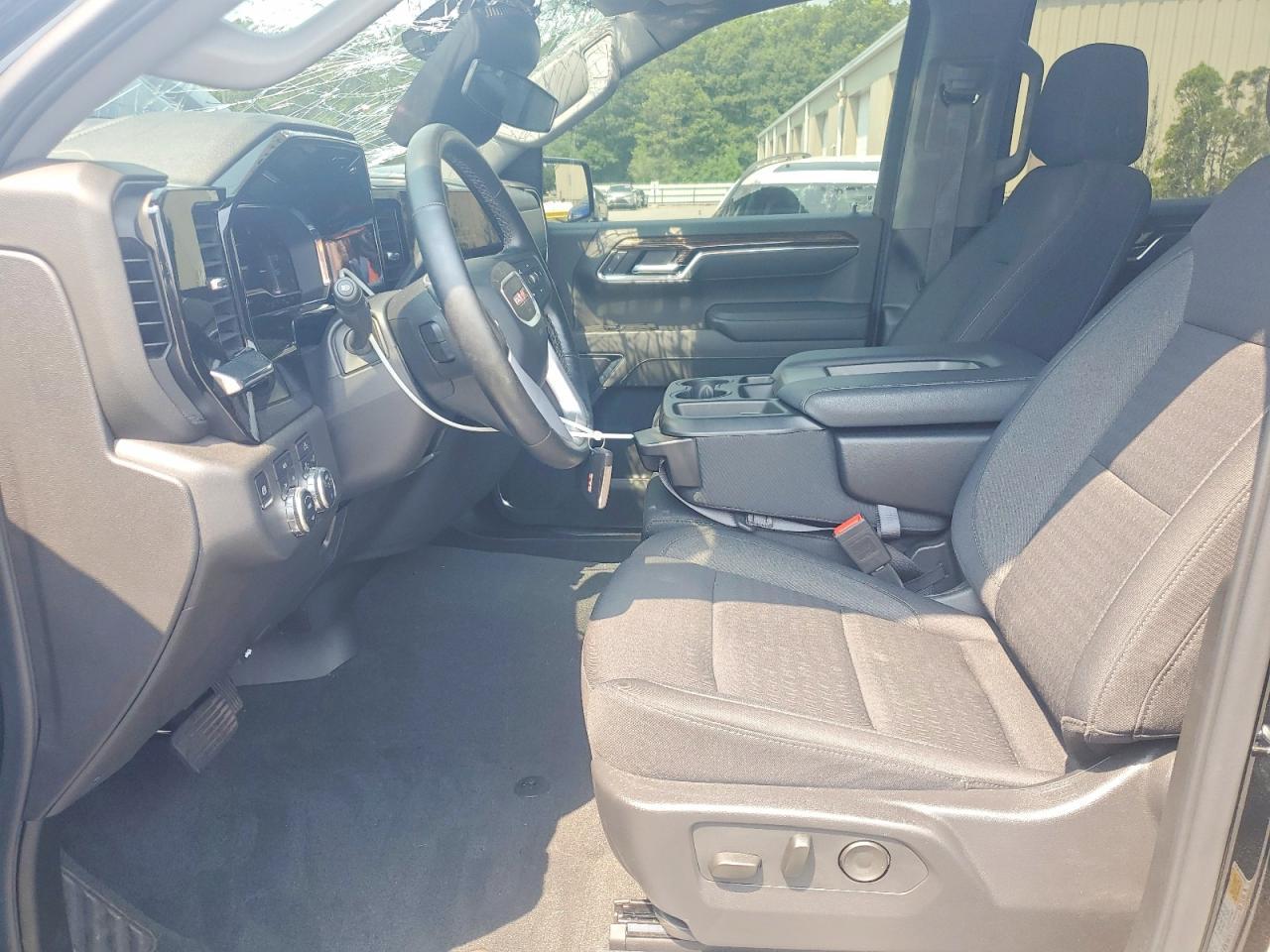 2025 GMC Sierra K1500 Elevation-L - Image 7