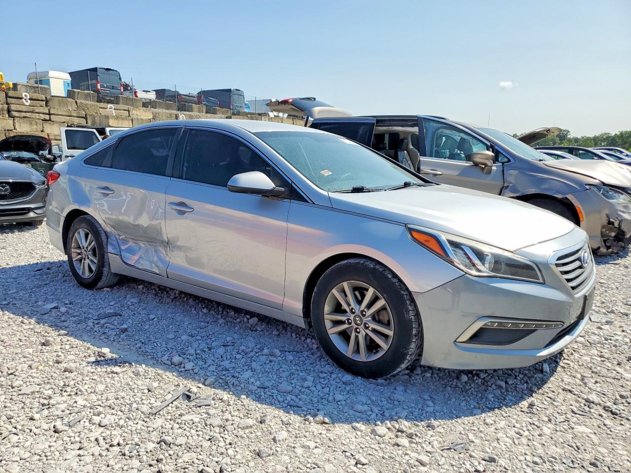 2015 Hyundai Sonata Se - Фото 4