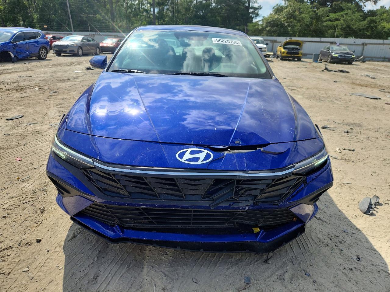 2025 Hyundai Elantra Se - Фото 5