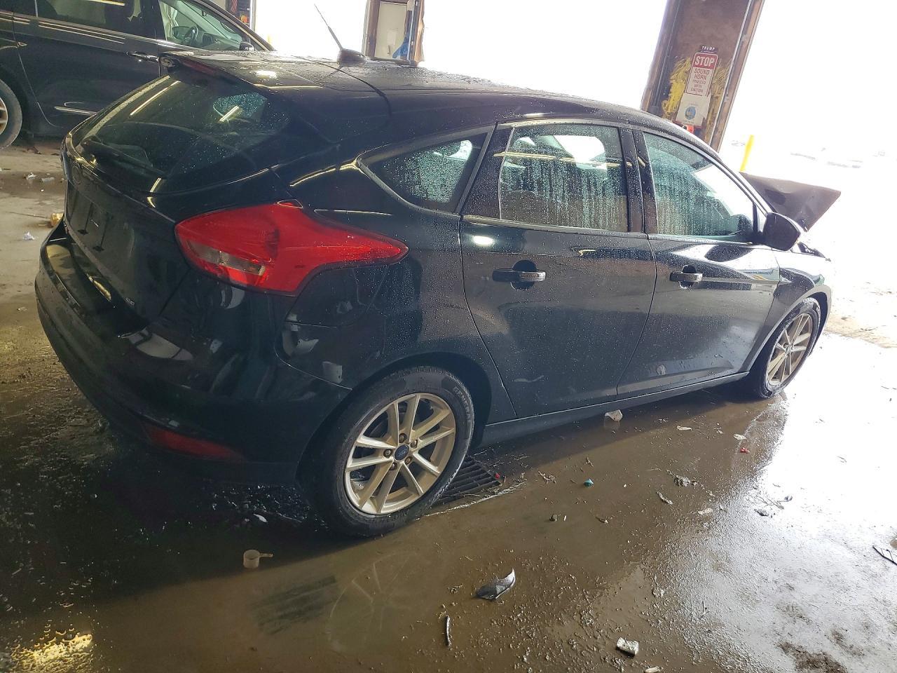 2018 Ford Focus Se - Image 3