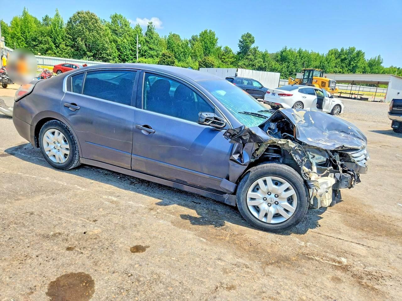 2012 Nissan Altima 2.5 - Image 4