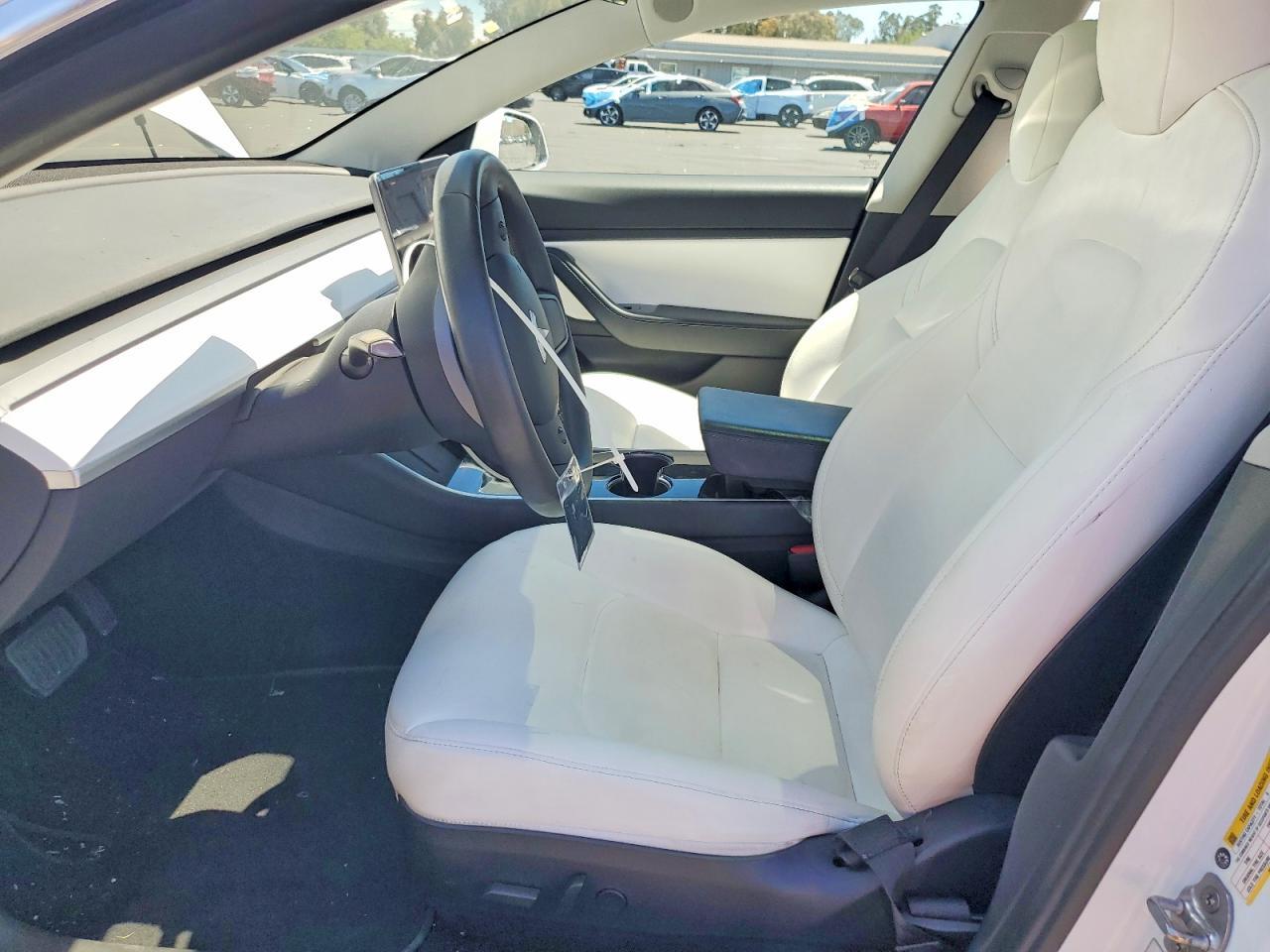 2020 Tesla Model 3 - Фото 7