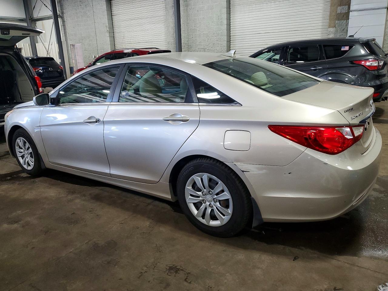 2011 Hyundai Sonata Gls - Фото 2