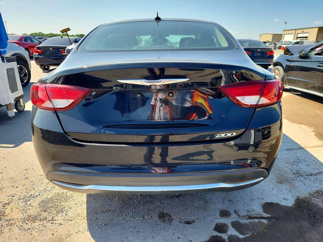 2017 Chrysler 200 Limited - Фото 6