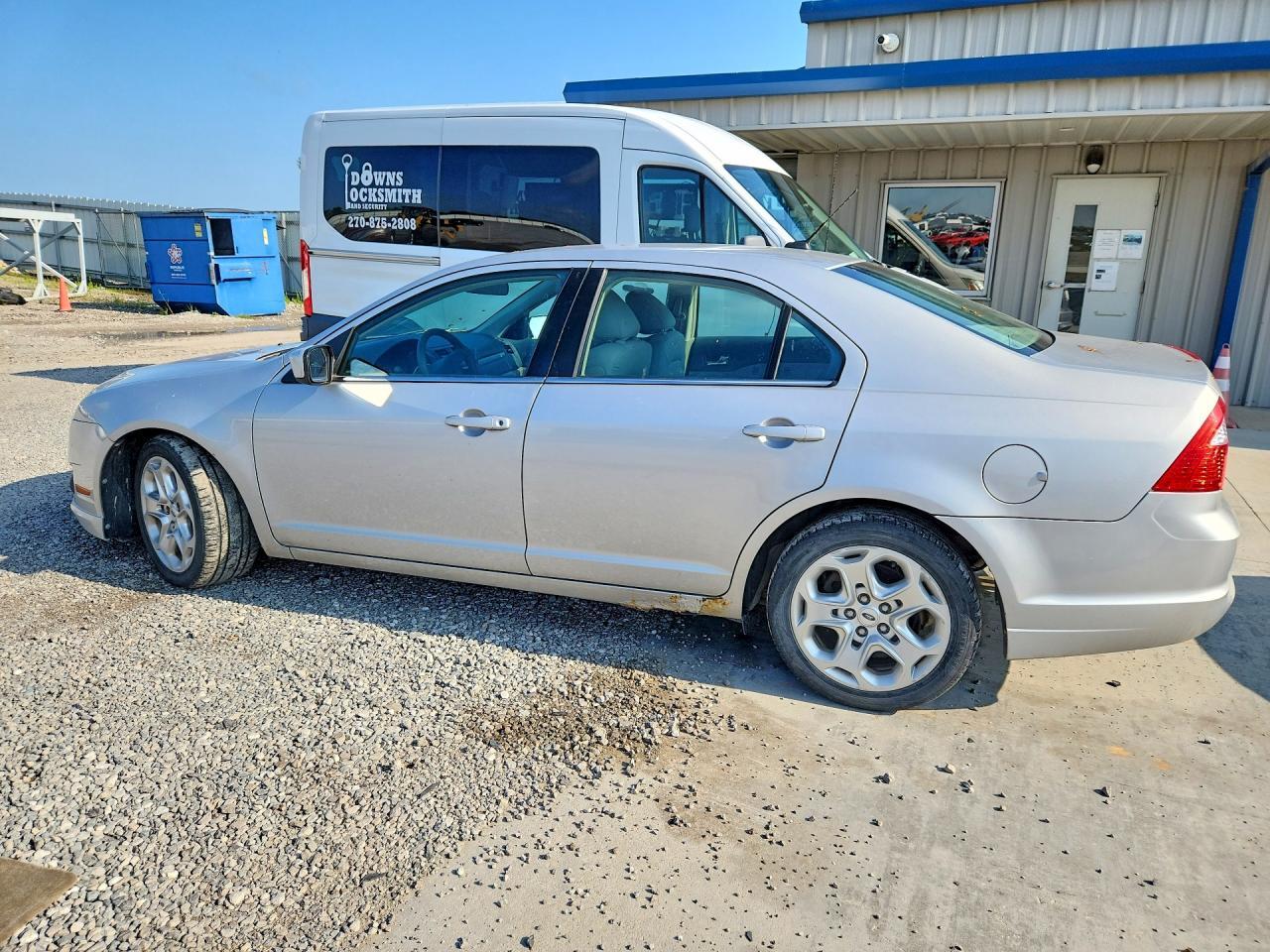 2010 Ford Fusion Se - Фото 2