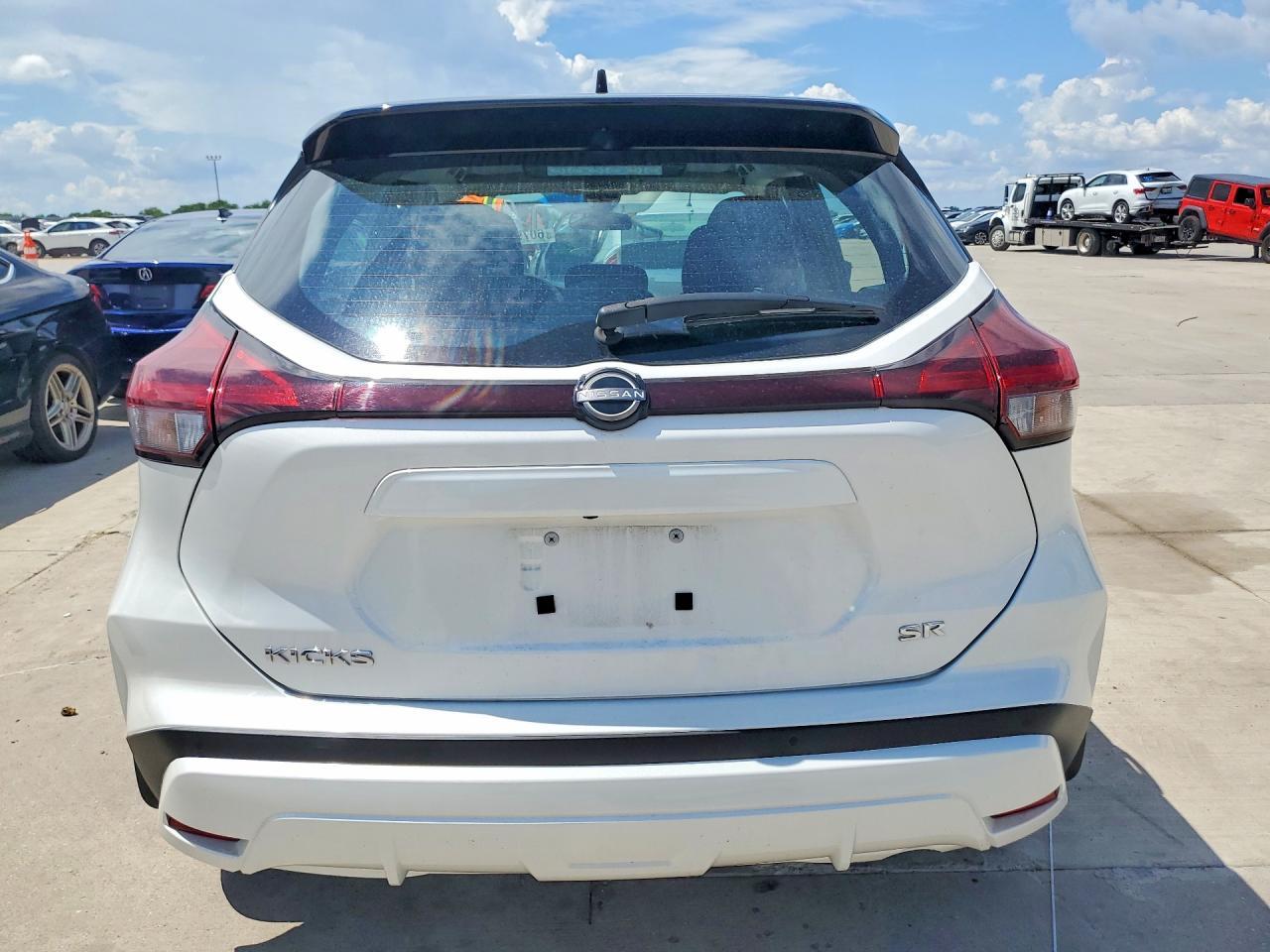 2024 Nissan Kicks Sr - Фото 6